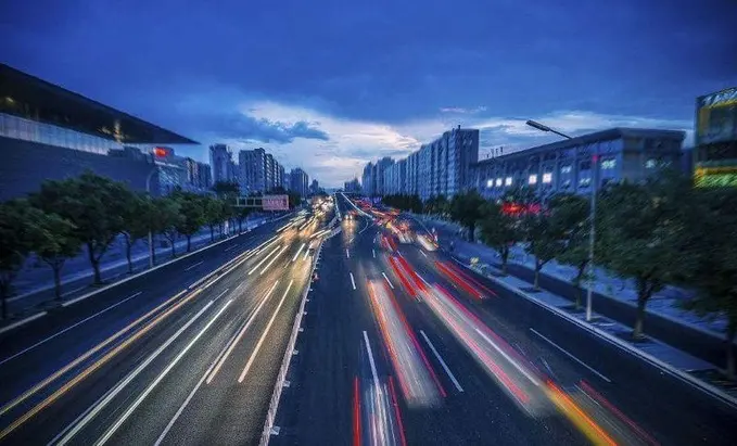 交警部門(mén)電子警察系統(tǒng)與 NTP時(shí)間服務(wù)器